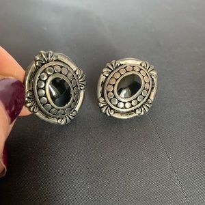 EUC VINTAGE Black Stone and silver clip-on earrings